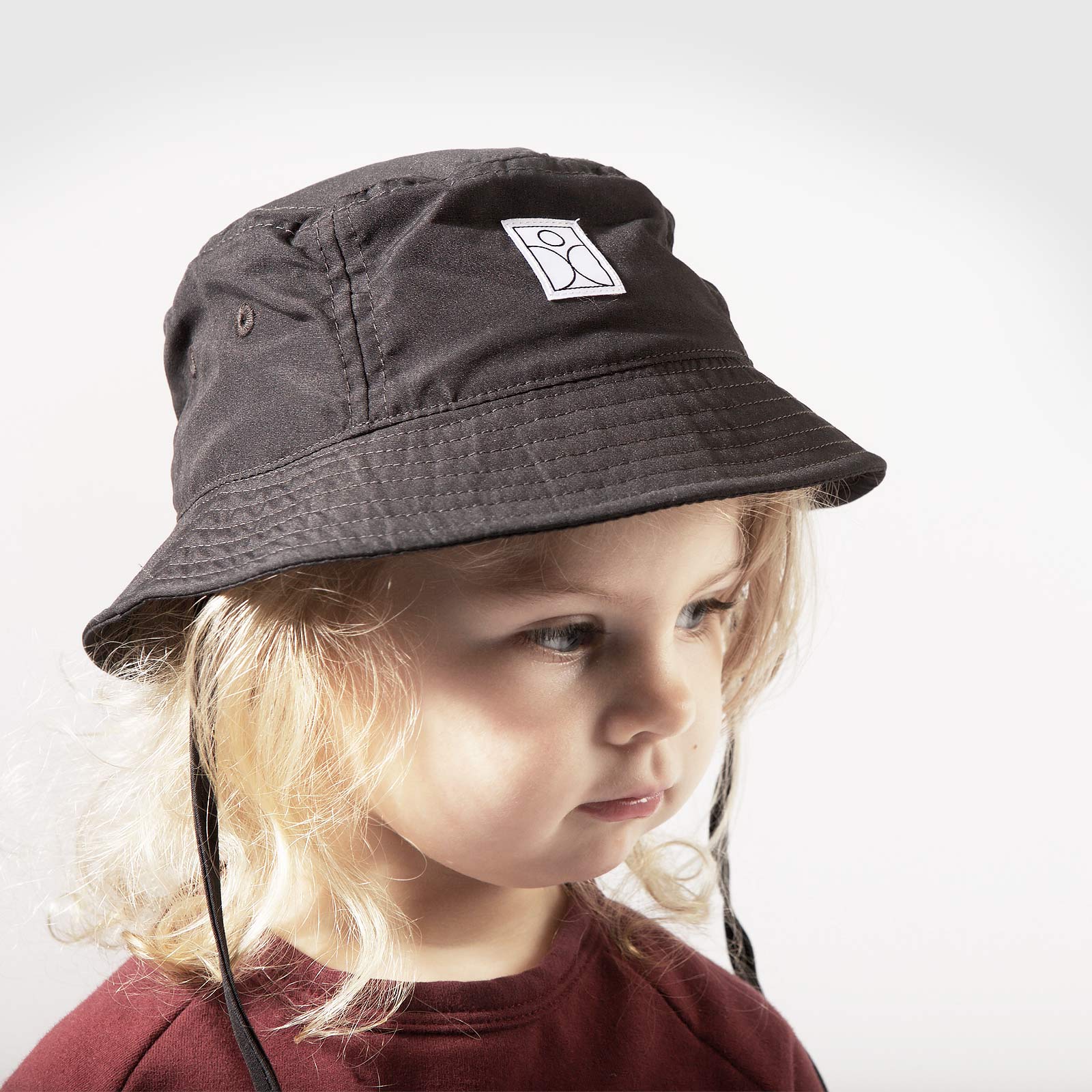 Schmeck Bucket Hat (Black)